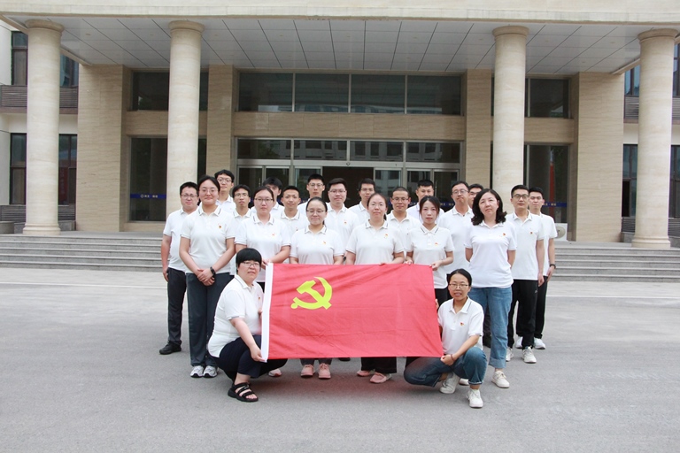 【慶七一·強(qiáng)黨性】中共河北省眾聯(lián)能源環(huán)?？萍加邢薰局Р课瘑T會(huì)“不忘初心、砥礪前行”黨日活動(dòng)圓滿(mǎn)落幕